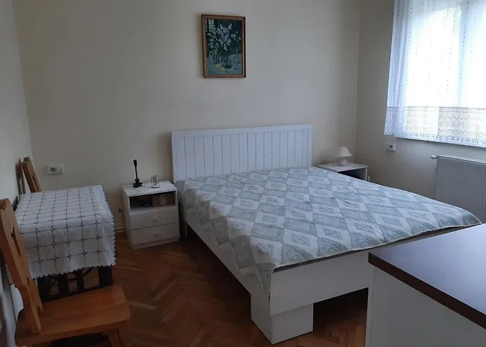 Uj Elet Weekend House Nyaraló